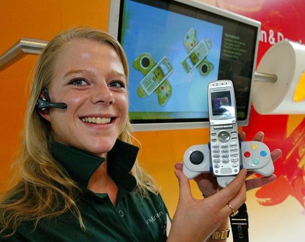 Sony Ericsson на CeBIT 2004...