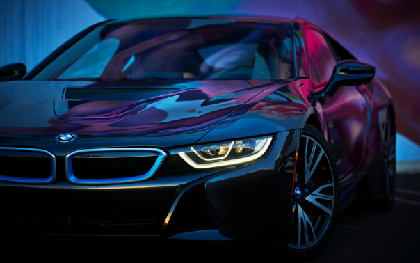 BMW i8...